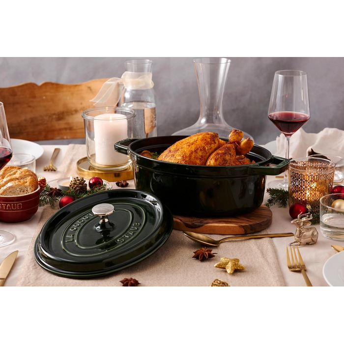 Кокот овальний 29 см, зелений базилік Staub