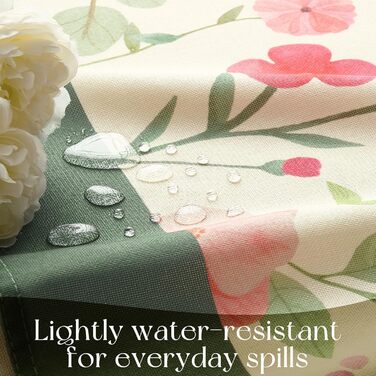 Весняна скатертина з квітковим візерунком 240 x 140 см FIBORIA