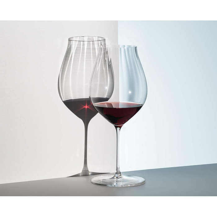 Набір з 2 келихів для червоного вина Піно Нуар 830 мл, Performance Riedel