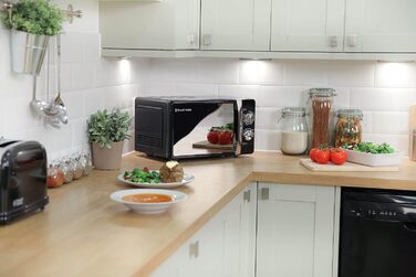 Мікрохвильова піч 17 л, 700 Вт, чорний RHMM701B Russell Hobbs