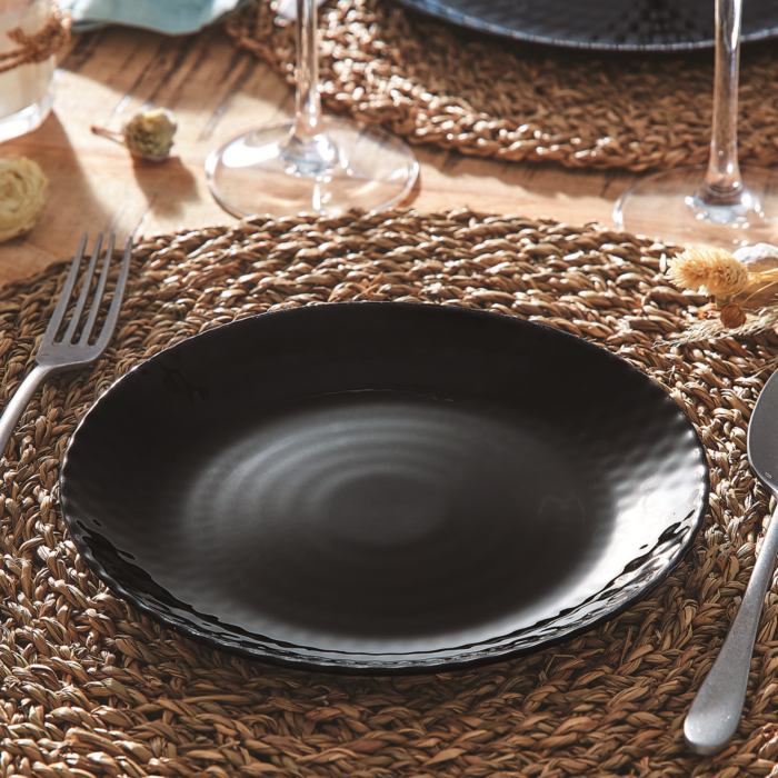 Тарілка десертна Luminarc Pampille Black 19 см (6711241)