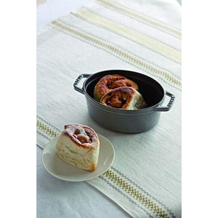 Чавунна жаровня/кокотниця STAUB, овальна 6,7 л, (15 см, чорна)