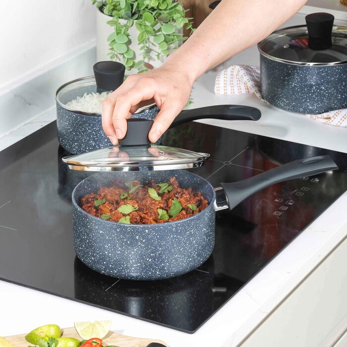 Каструля Russell Hobbs RH00845EU з антипригарним покриттям - 18 см/2 л з кришкою із загартованого скла, індукційна каструля, каструля для овочів/бульйону з бакелітовою ручкою та термостійким зовнішнім покриттям, каструля для приготування Nightfall Stone 1
