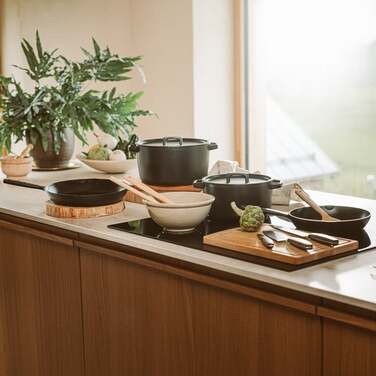 Ніж Santoku Fiskars Folken FSC 16 см (1075694)