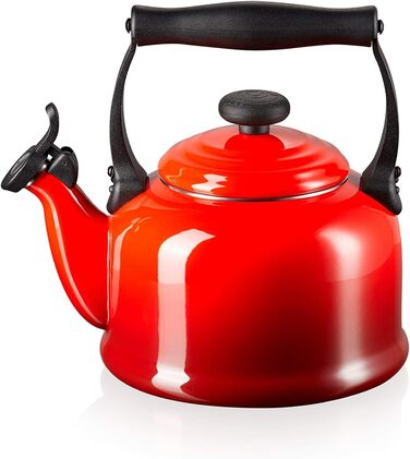 Чайник 2,1 л Tradition вишнево-червоний Kirschrot Le Creuset