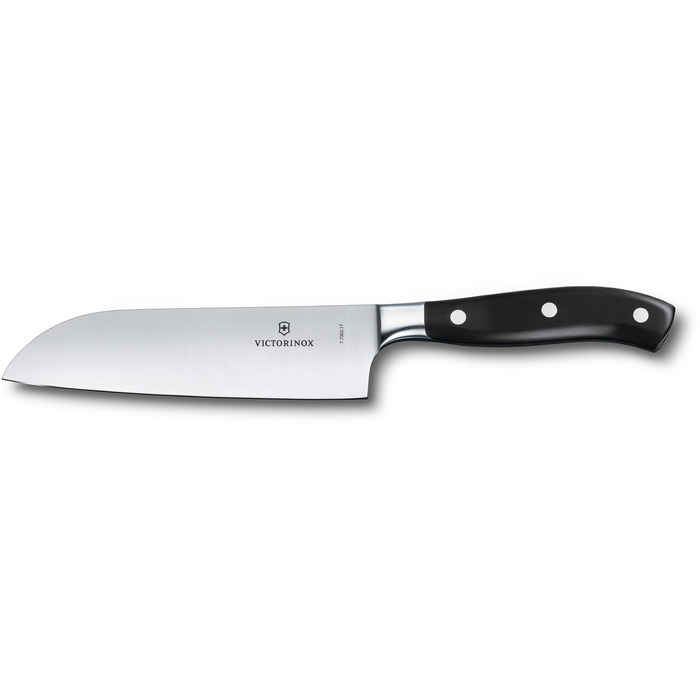 Кухонний ніж Victorinox Grand Maitre Santoku лезо 17см з чорн. ручкою у подар.упак.