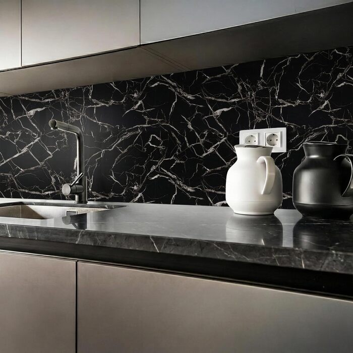 Стінові панелі IZODEKOR під мармур 60x120 см Панель для кухонного фартуха ПВХ-облицювання стін для кухні, ванної кімнати Бризкозахисний екран для кухні Водонепроникний та термостійкий (4 панелі 4 монтажних клею, чорно-білий)