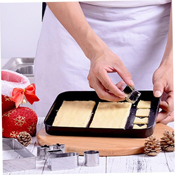 Набір з 10 форм для печива Пряниковий будиночок, нержавіюча сталь Baobiutin