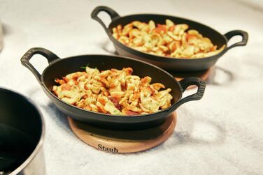 Подставка деревянная магнитная 16 см, овальная Staub