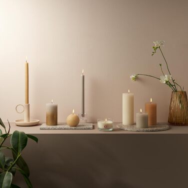 Свічки Bolsius Rustic Pillar - Оливково-зелені - Набір з 4 шт. - Декоративні побутові свічки - Час горіння 60 годин - Без запаху - Натуральний рослинний віск - Без пальмової олії - Оливково-зелені (8 x 7 см, колір слонової кістки)
