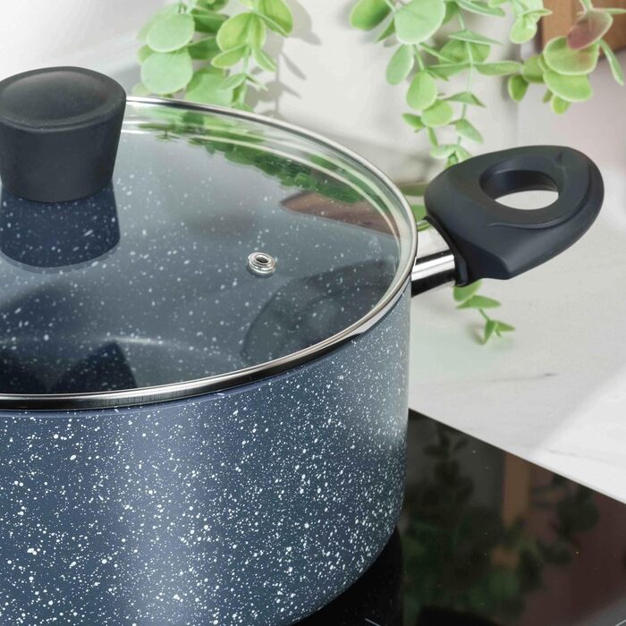 Каструля Russell Hobbs RH00845EU з антипригарним покриттям - 18 см/2 л з кришкою із загартованого скла, індукційна каструля, каструля для овочів/супу з бакелітовою ручкою та термостійким зовнішнім покриттям, камінь Nightfall (2,5 літра)