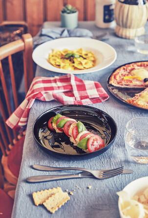 Блюдо LUMINARC FRIENDS TIME BLACK (6553948)