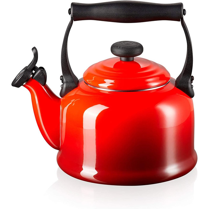 Чайник 2,1 л Tradition вишнево-червоний Kirschrot Le Creuset